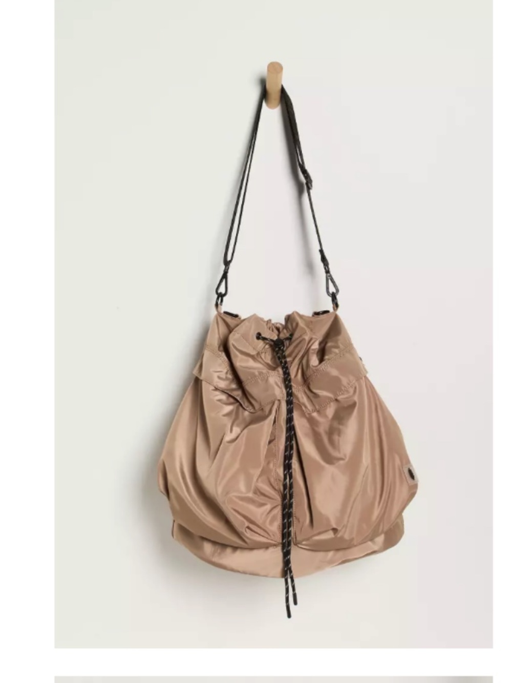 Free People FP movement sandy sand Ego boost mega bucket bag nwt - Picture 2 of 5